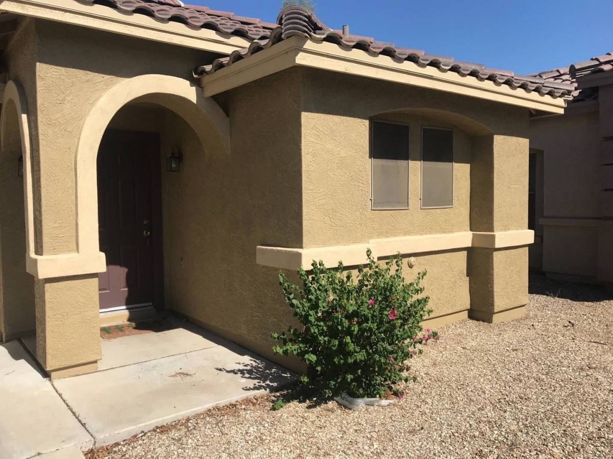 House for rent at 1809 N 94th Ave, Phoenix, AZ 85037