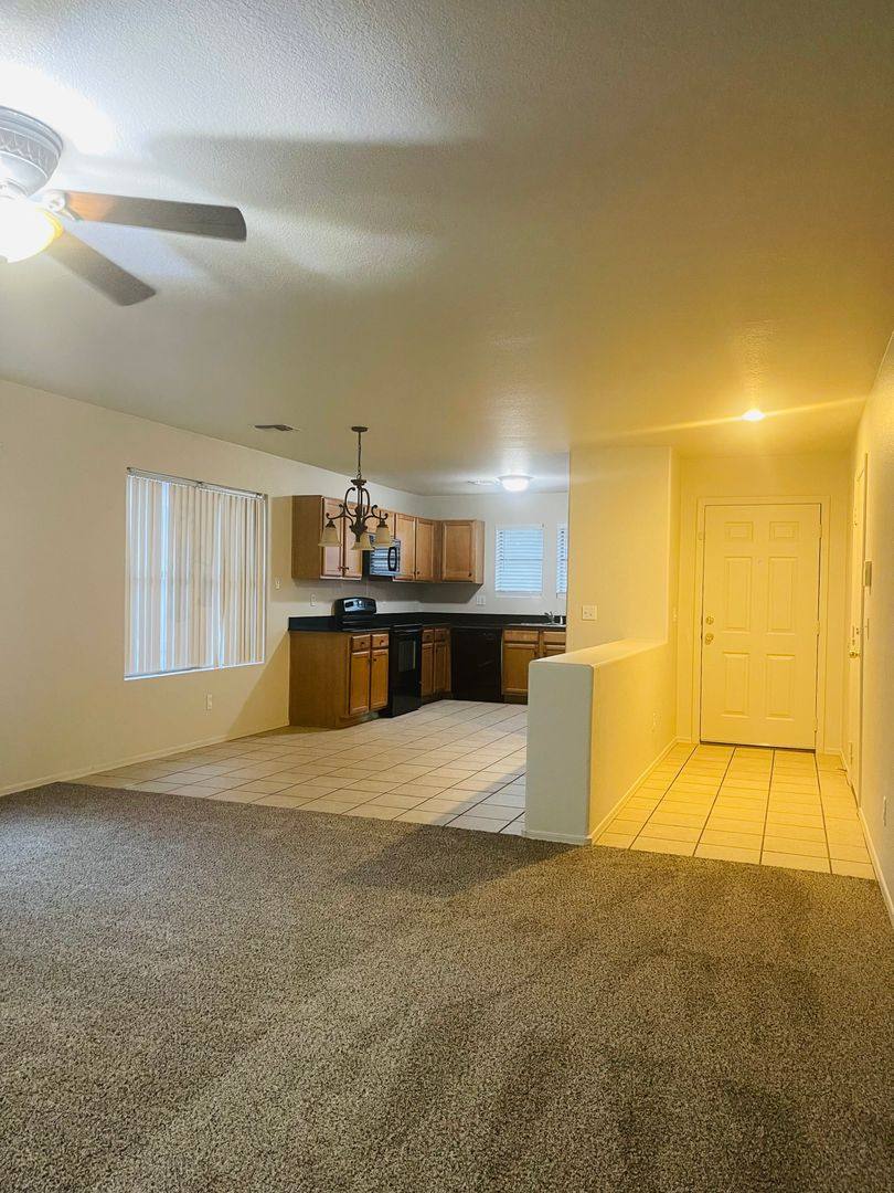 House for rent at 1809 N 94th Ave, Phoenix, AZ 85037