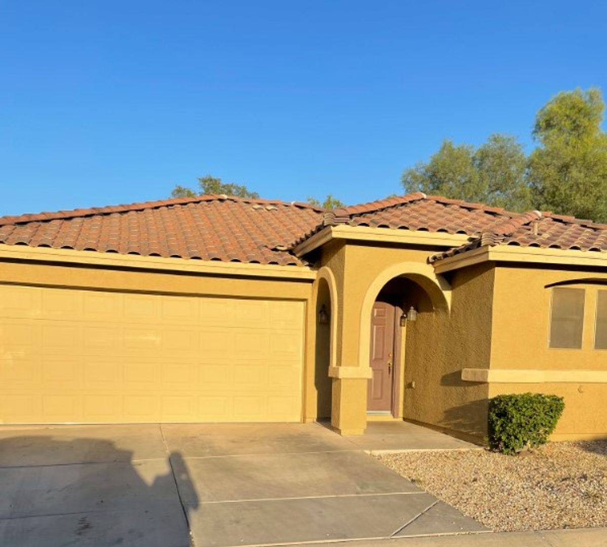 House for rent at 1809 N 94th Ave, Phoenix, AZ 85037
