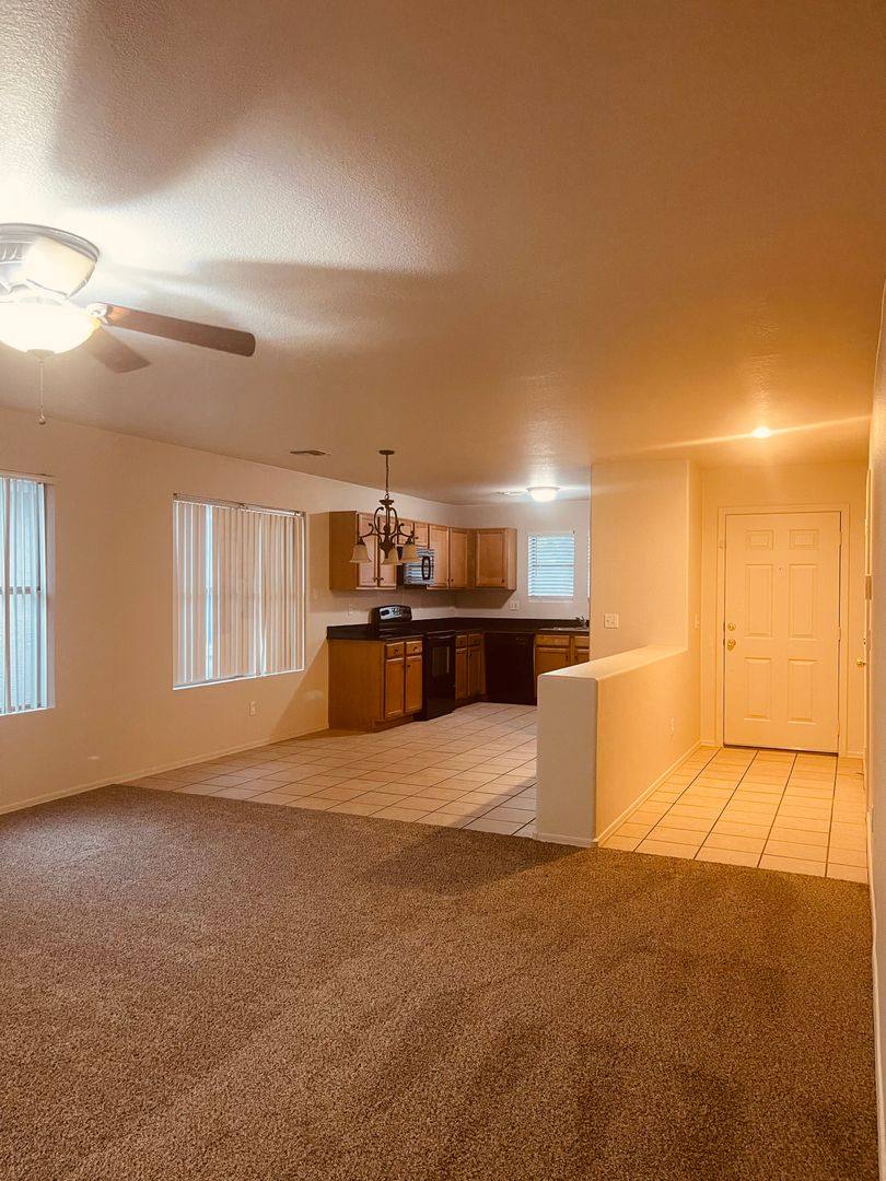 House for rent at 1809 N 94th Ave, Phoenix, AZ 85037