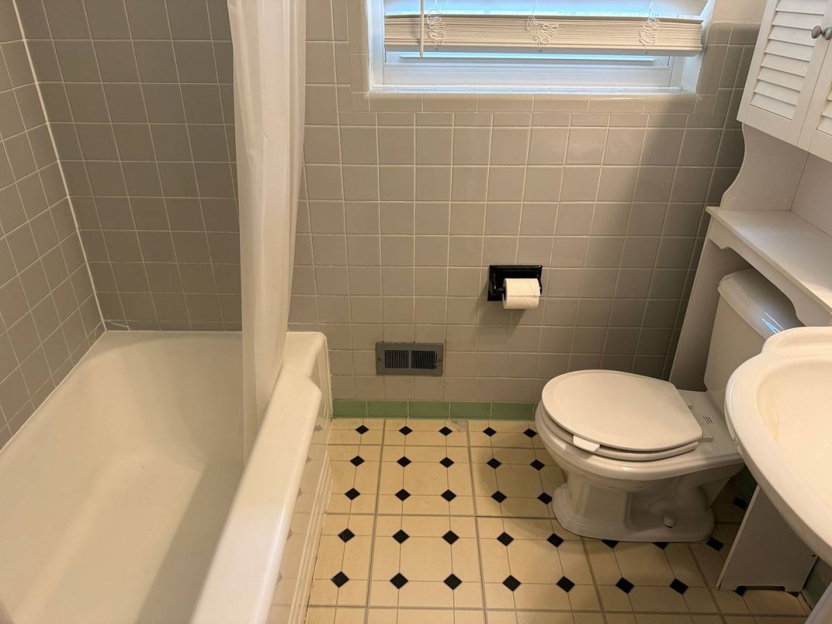 House for rent at 816 Watt Dr, Tallahassee, FL 32303