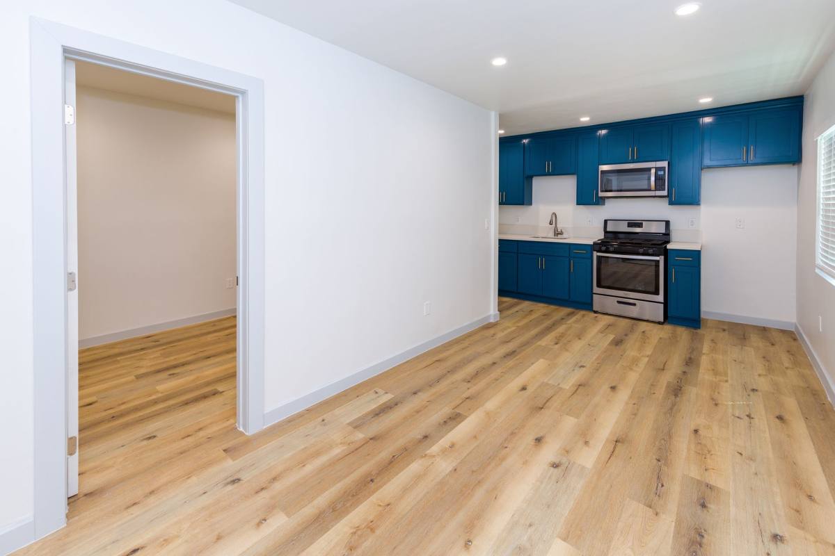 Apartment for rent at 1329-1331 Quintero St, Los Angeles, CA 90026