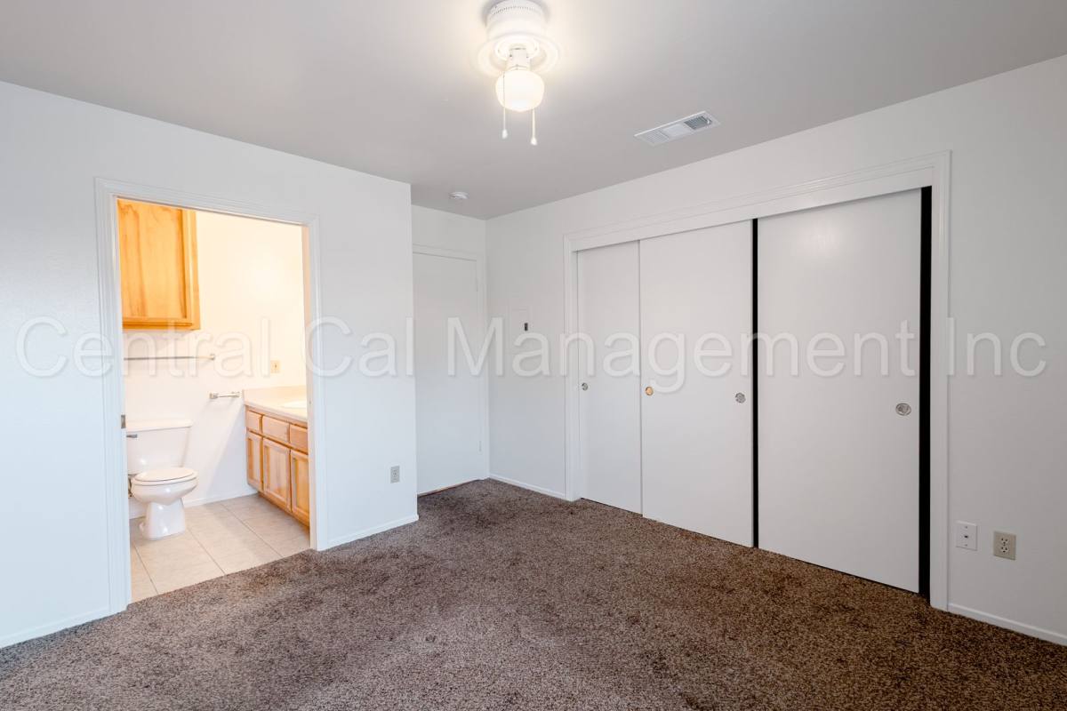Apartment for rent at 4201 Kilterbury Lane, Bakersfield, CA 93311