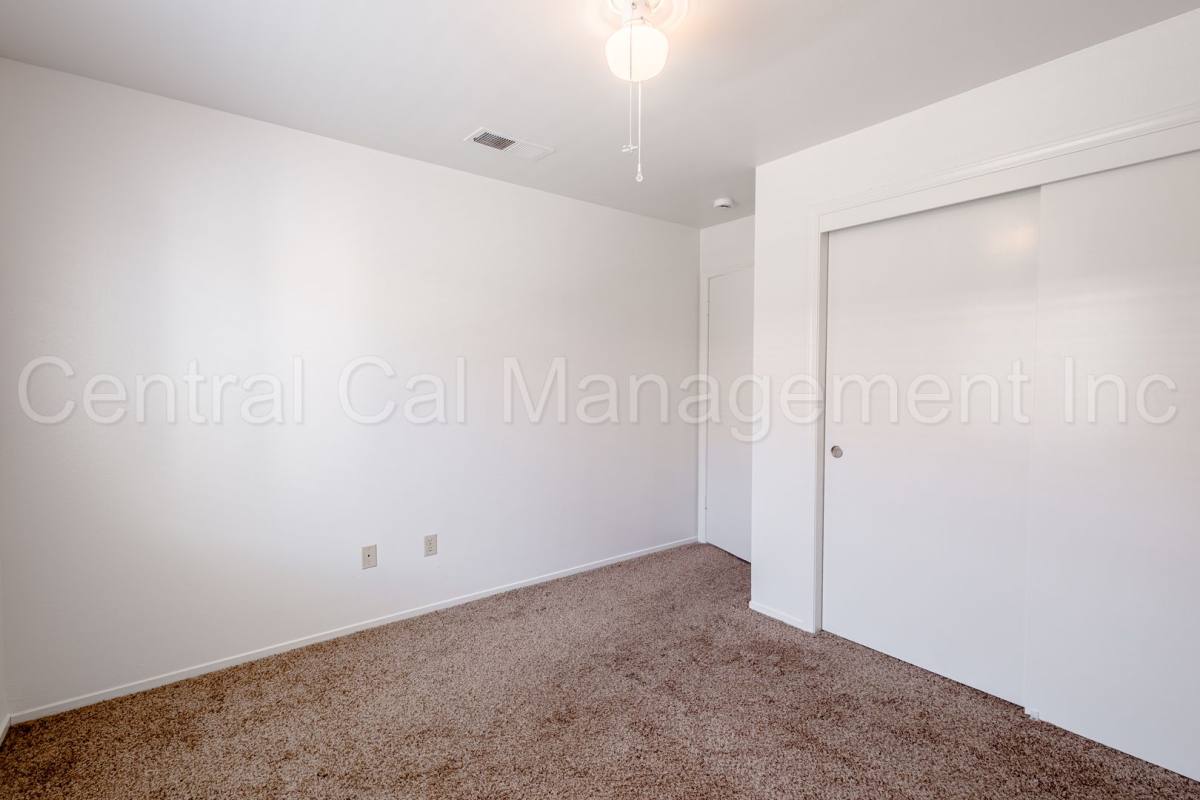 Apartment for rent at 4201 Kilterbury Lane, Bakersfield, CA 93311