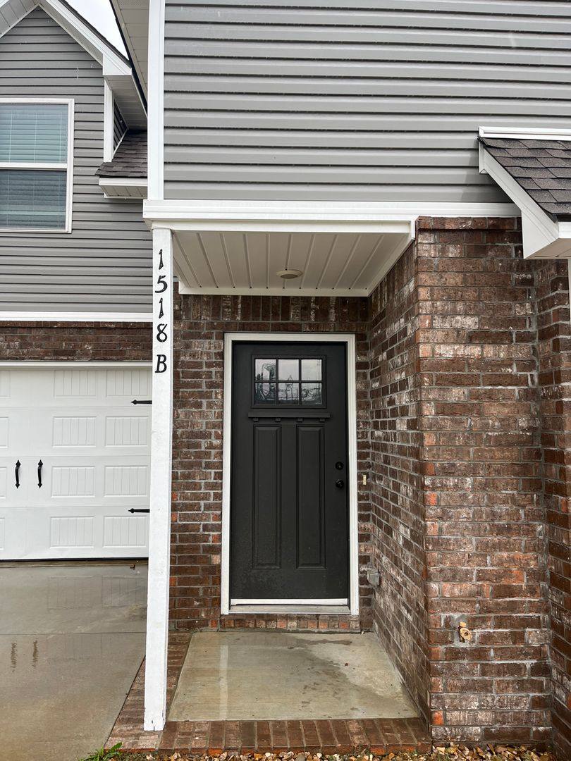 Townhouse for rent at 1518 Northridge Dr, Van Buren, AR 72956