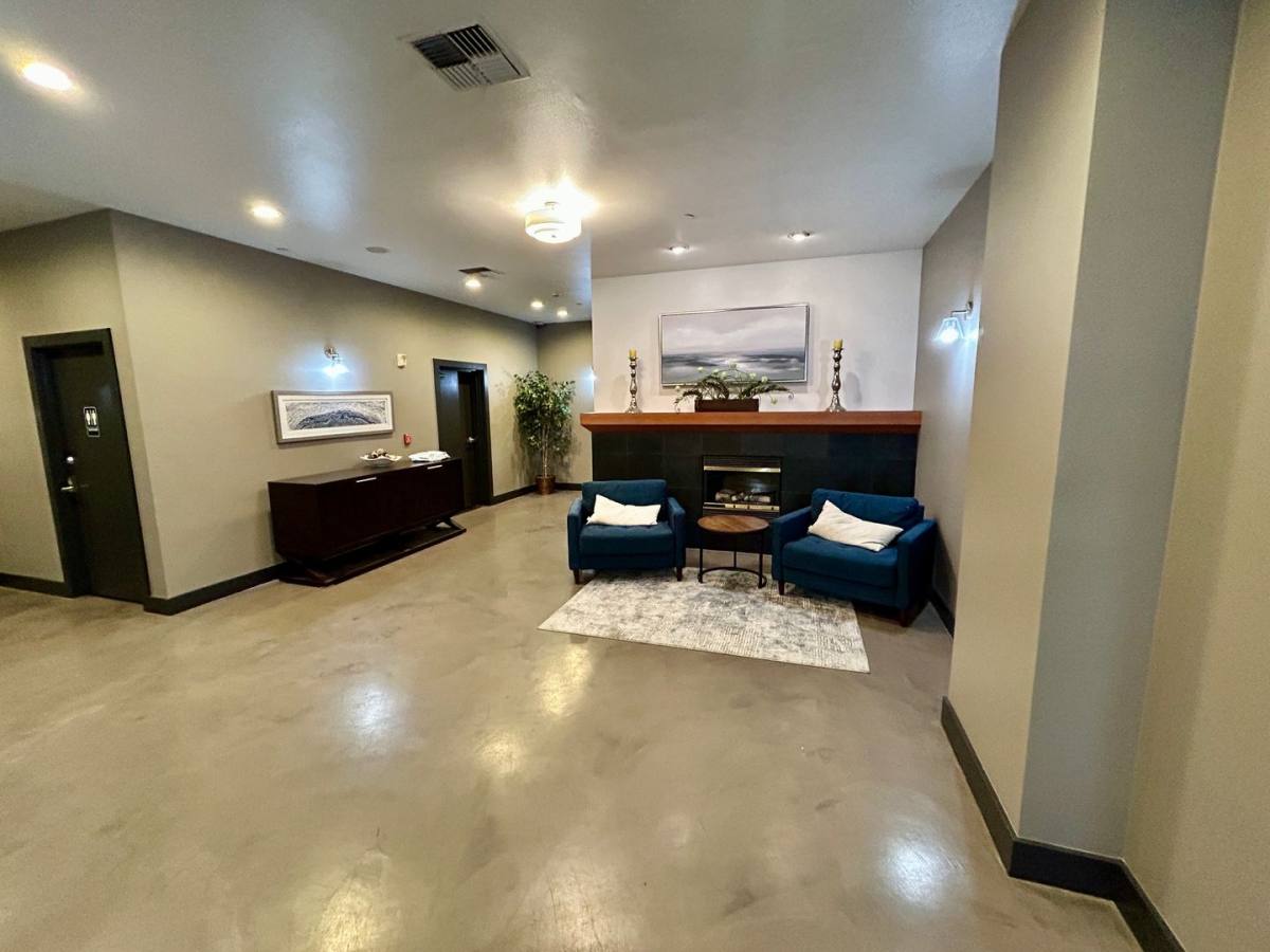 Condo for rent at 1323 Boren Ave, Seattle, WA 98101