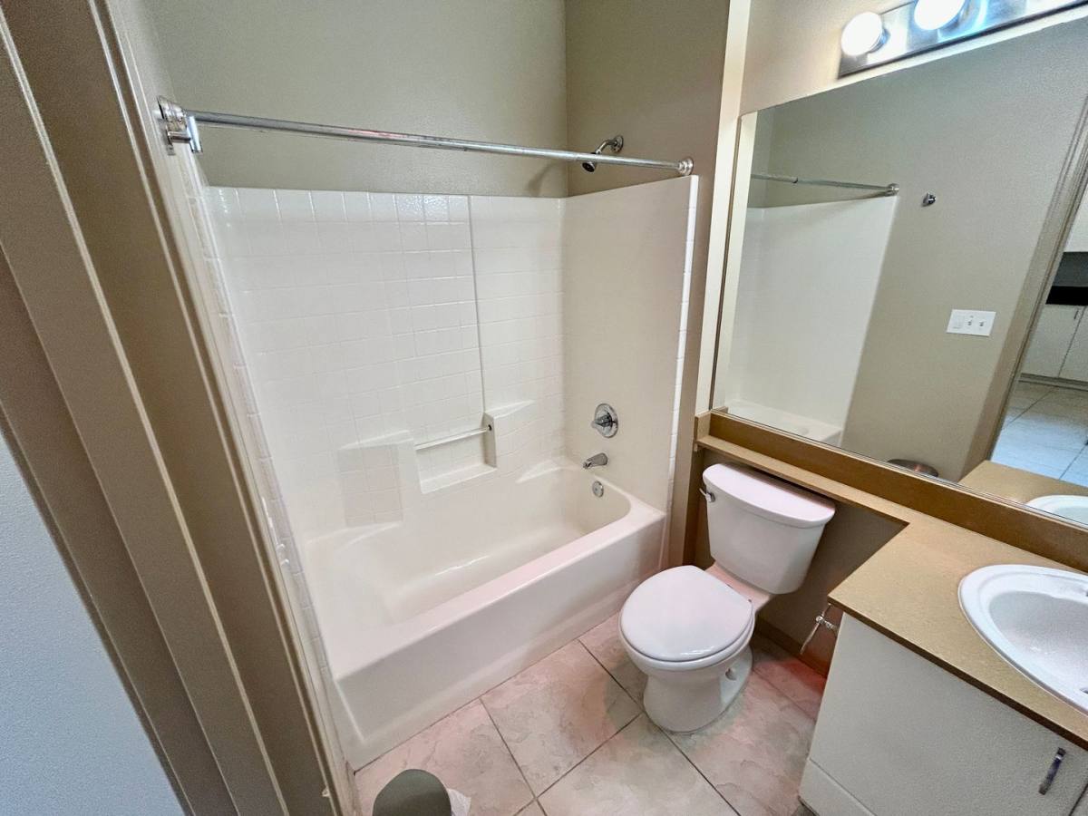 Condo for rent at 1323 Boren Ave, Seattle, WA 98101