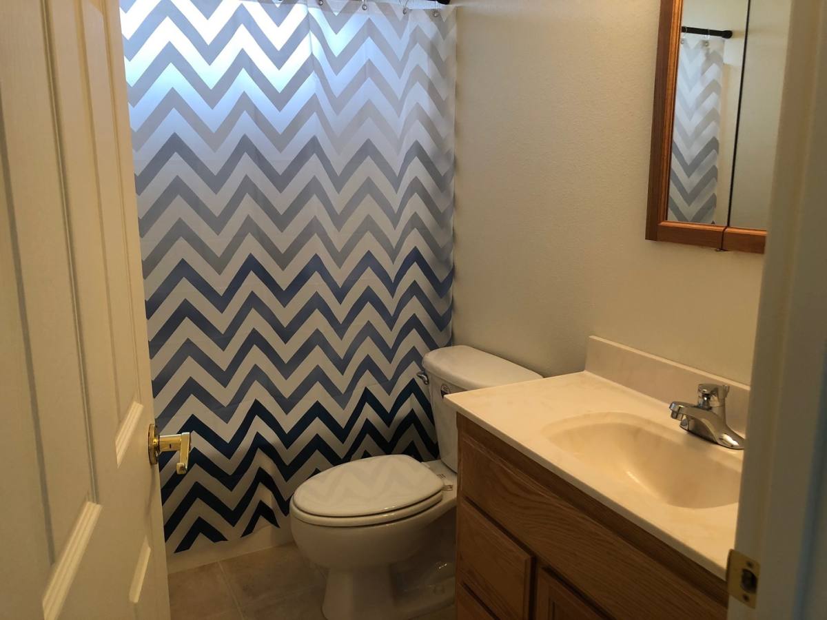 House for rent at 1999 NW Calkins, Roseburg, OR 97471