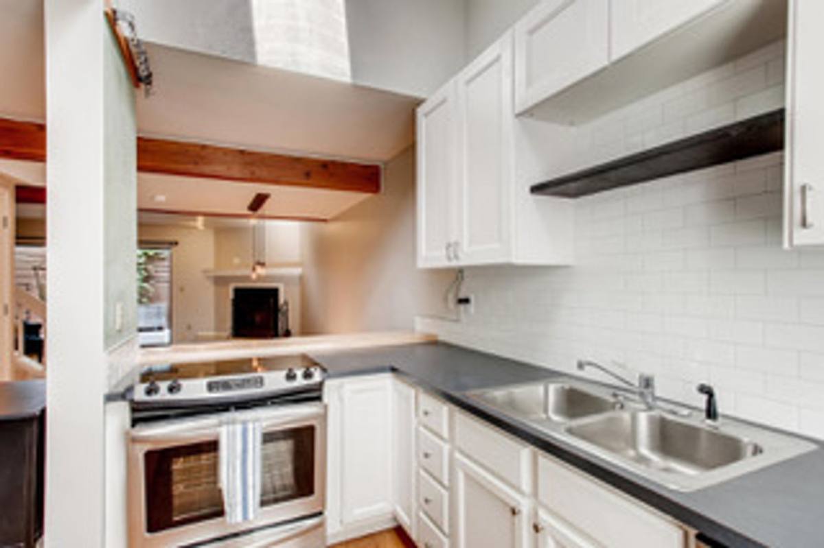 Townhouse for rent at 3135 Bell Dr, Boulder, CO 80301