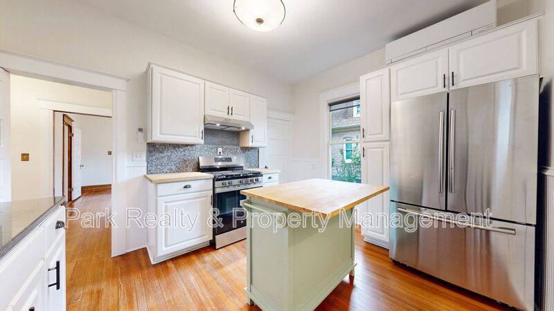 House for rent at 685 S Grant St, Denver, CO 80209