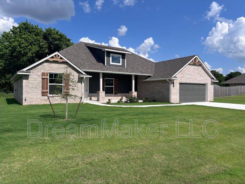 House for rent at 103 Trimble Dr, Shawnee, OK 74804