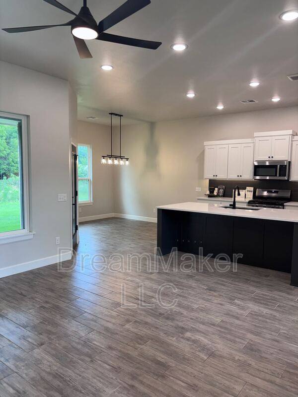 House for rent at 103 Trimble Dr, Shawnee, OK 74804