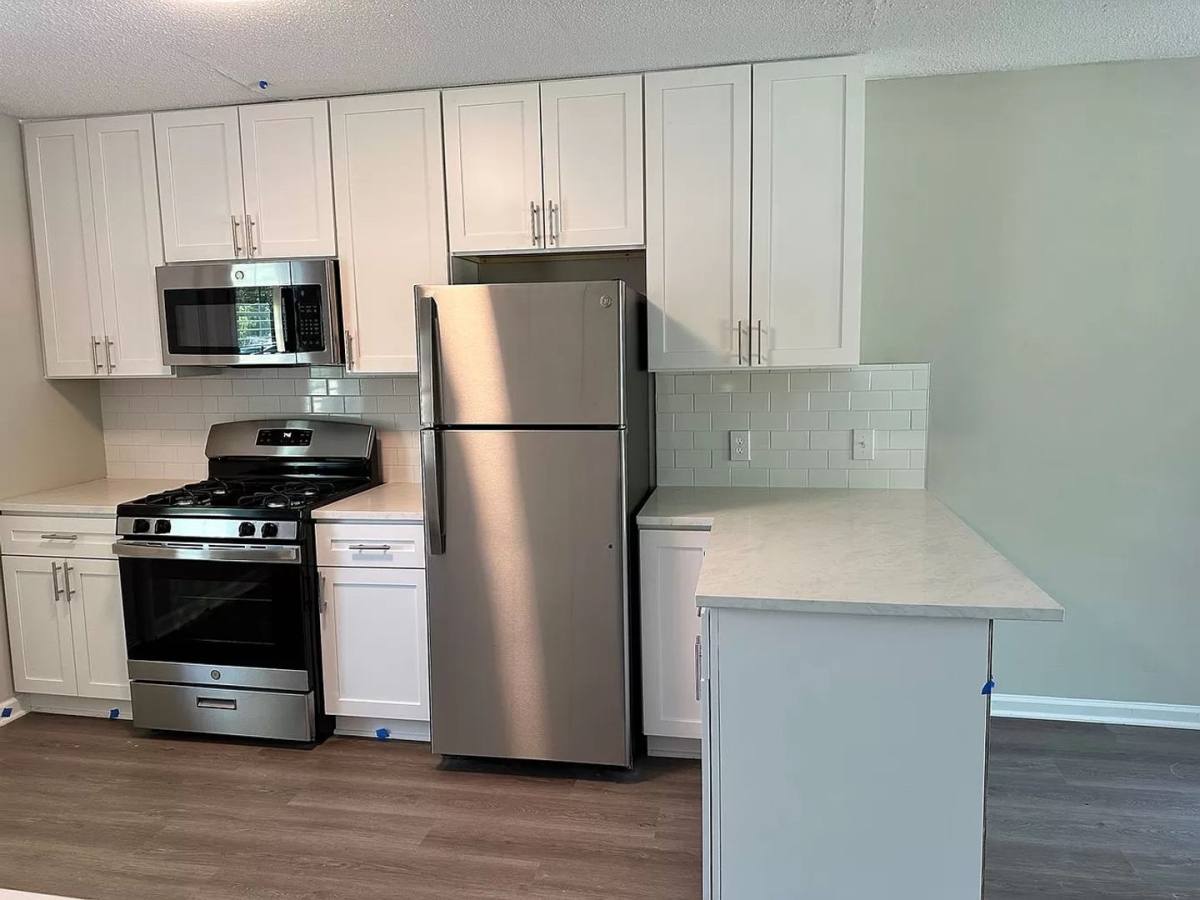 Apartment for rent at 709 Vance St, Mebane, NC 27302