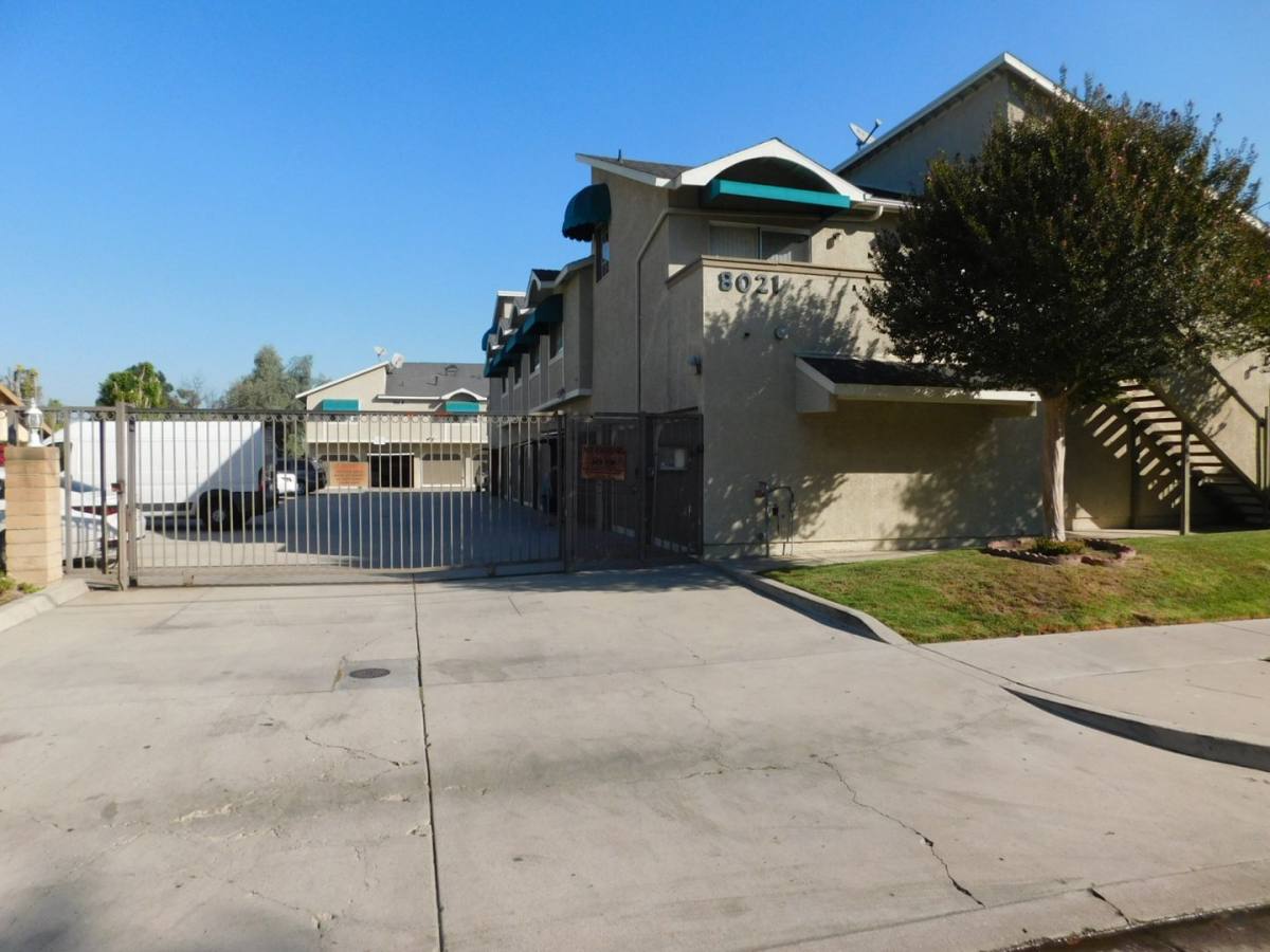 Apartment for rent at 8021 4th St, Buena Park, CA 90621