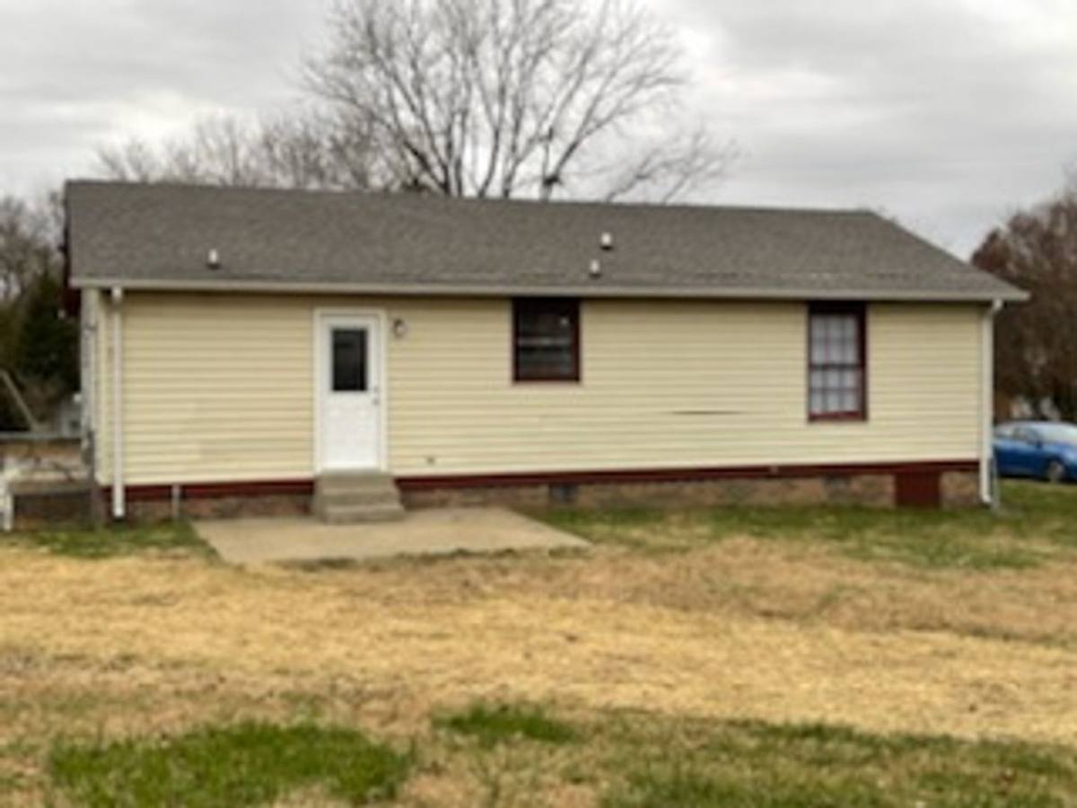 House for rent at 907 Ryan Dr, Clarksville, TN 37042