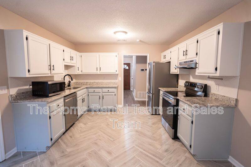House for rent at 428 Floyd Circle, Hinesville, GA 31313