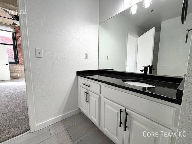 Apartment for rent at 934 Broadway Blvd, Kansas City, MO 64105