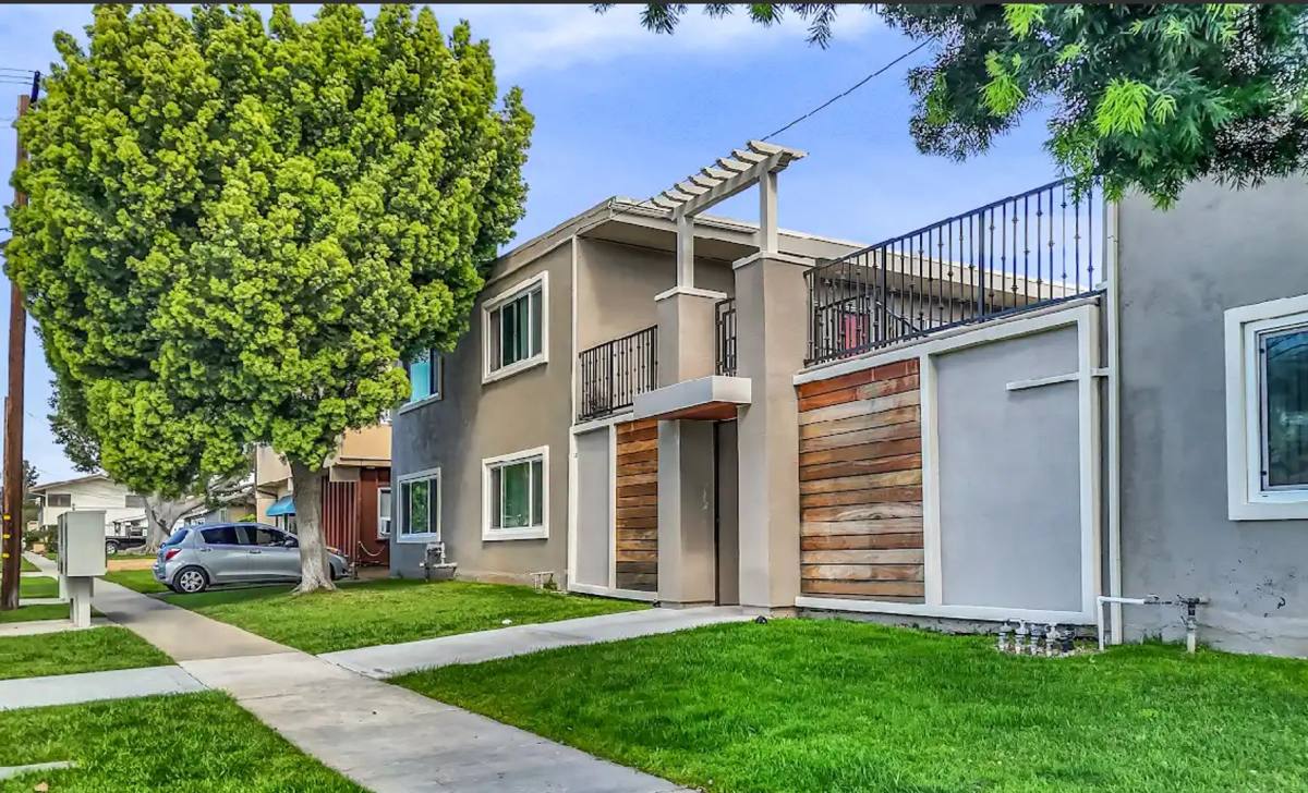 Apartment for rent at 820 S Walnut Ave, Brea, CA 92821