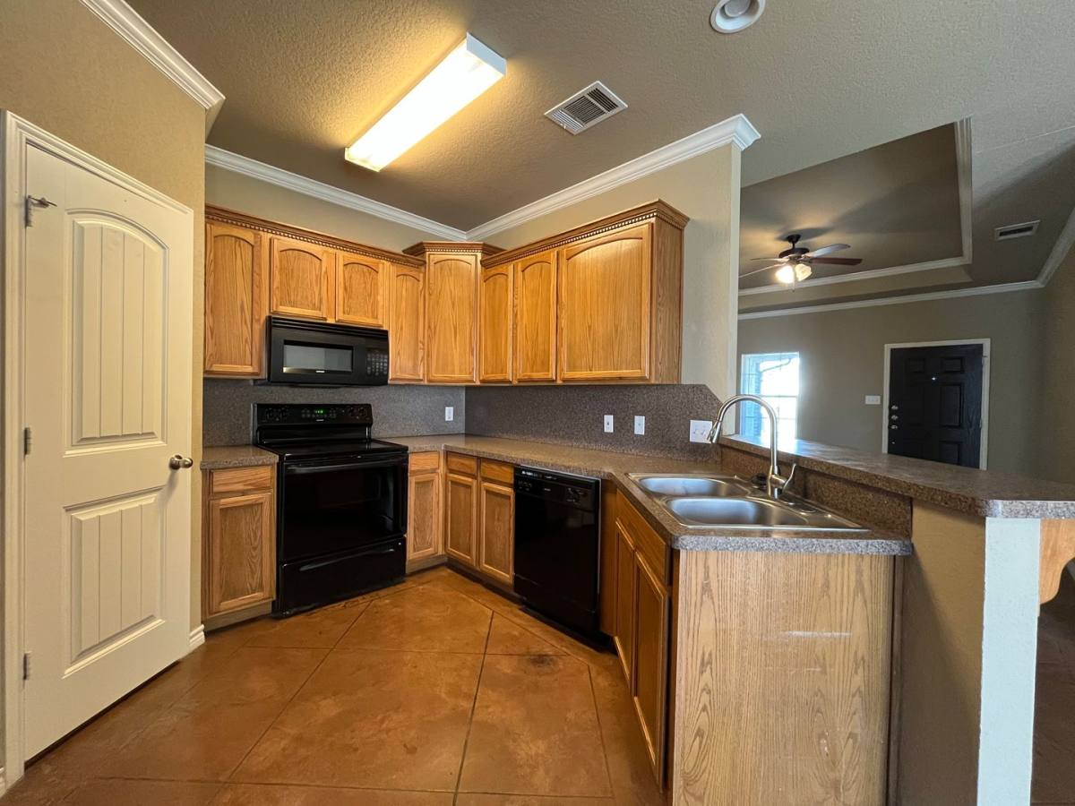 Apartment for rent at 3016 Beauford, Waco, TX 76706
