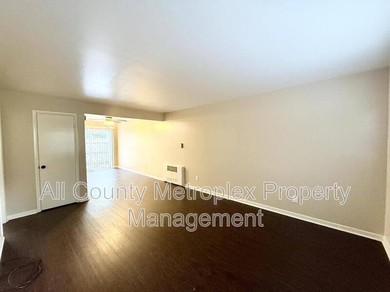 Apartment for rent at 10450 E NW Highway 103, Dallas, TX 75238
