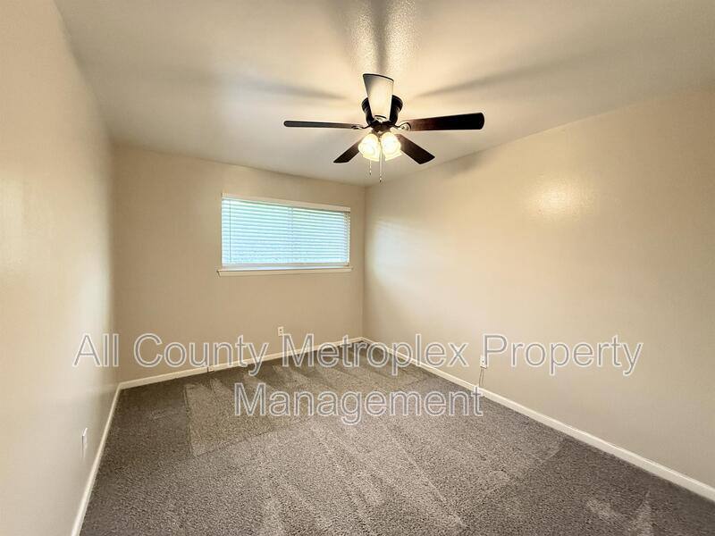 Apartment for rent at 10450 E NW Highway 103, Dallas, TX 75238