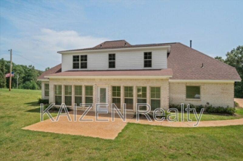 House for rent at 57 Scattered Oaks Dr, Red Banks, MS 38661