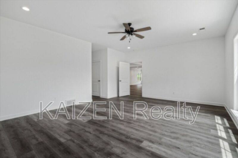 House for rent at 57 Scattered Oaks Dr, Red Banks, MS 38661