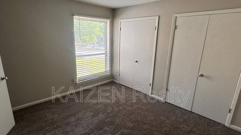 Apartment for rent at 6774 Enchanted Oak Place #4, Memphis, TN 38120