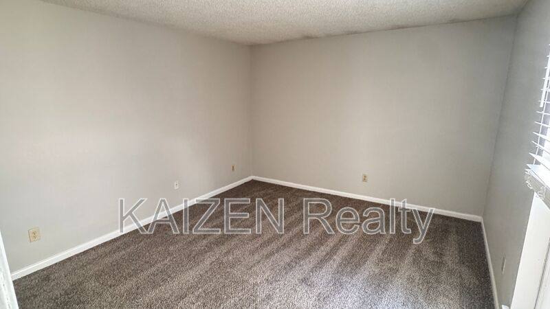Apartment for rent at 6774 Enchanted Oak Place #4, Memphis, TN 38120