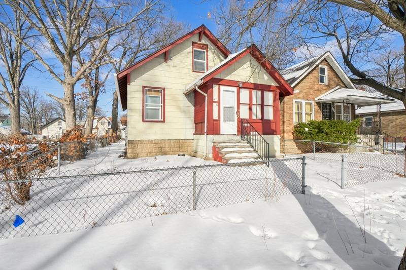 House for rent at 7350 Globe St, Detroit, MI 48238