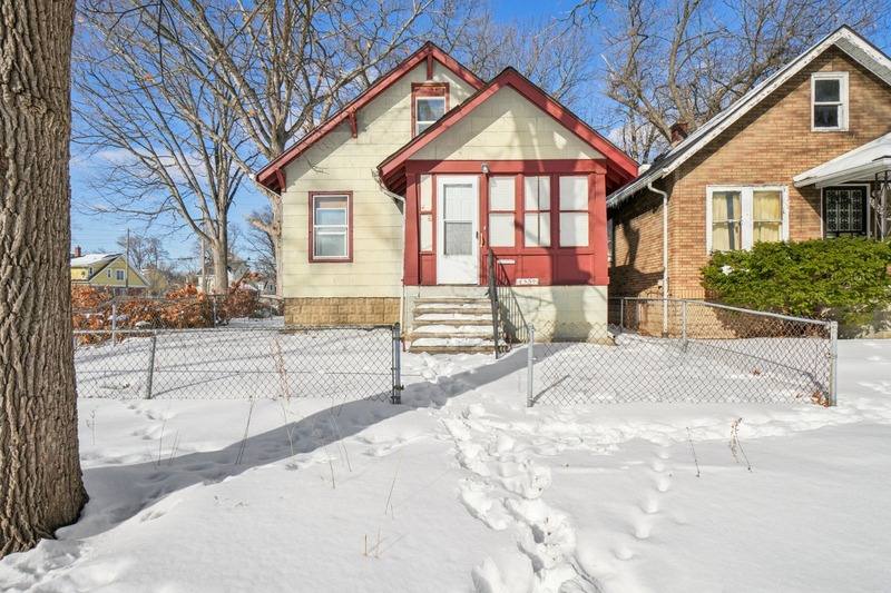 House for rent at 7350 Globe St, Detroit, MI 48238