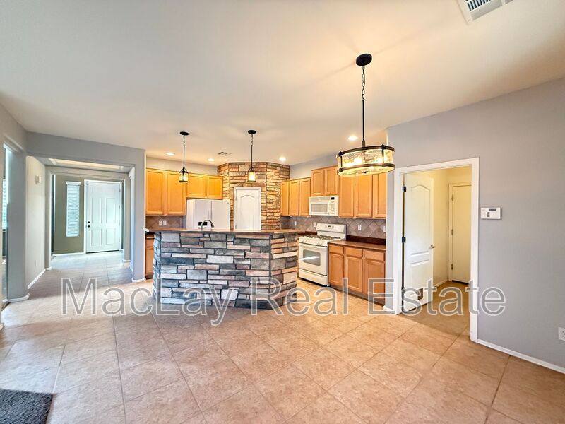 Townhouse for rent at 19641 E Carriage Way, Queen Creek, AZ 85142