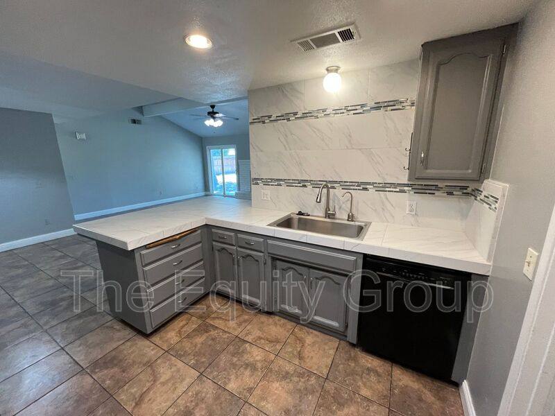 House for rent at 4907 W Howard Ave, Visalia, CA 93277
