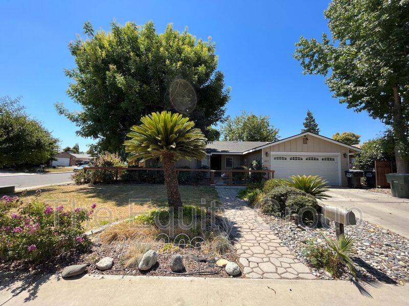 House for rent at 4907 W Howard Ave, Visalia, CA 93277