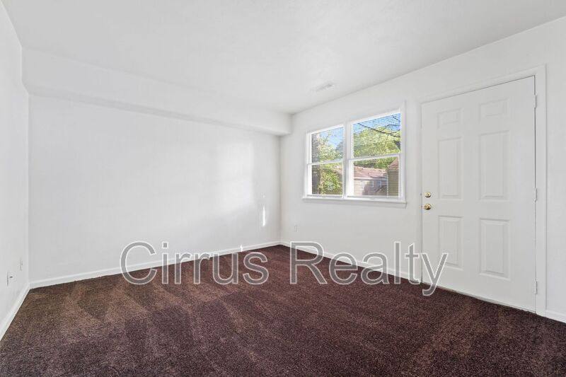 Townhouse for rent at 98 Francis St, Portsmouth, VA 23702