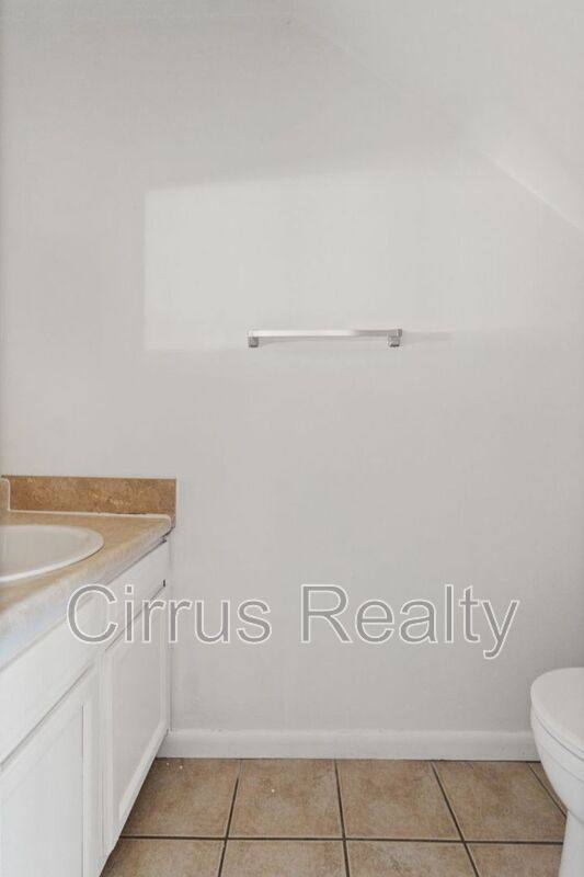 Townhouse for rent at 98 Francis St, Portsmouth, VA 23702