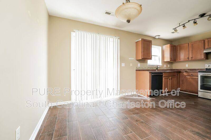 House for rent at 4821 Oak Leaf Rd, Summerville, SC 29485