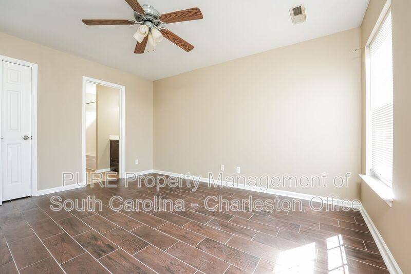 House for rent at 4821 Oak Leaf Rd, Summerville, SC 29485