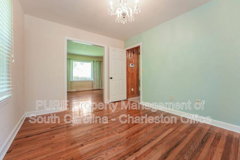 House for rent at 1940 Teakwood Rd, Charleston, SC 29414