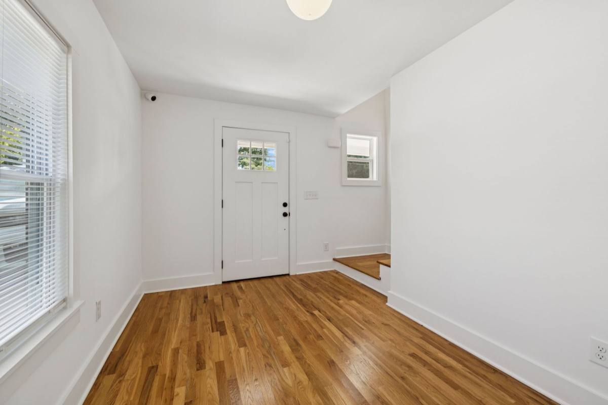 House for rent at 1613 23rd Ave N, Nashville, TN 37208