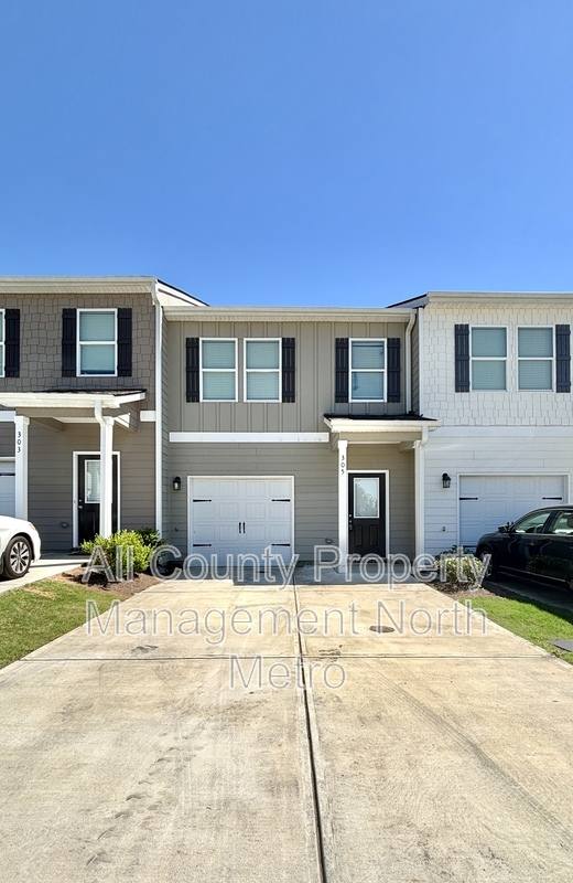 Townhouse for rent at 305 Rolling Green Rd, Adairsville, GA 30103
