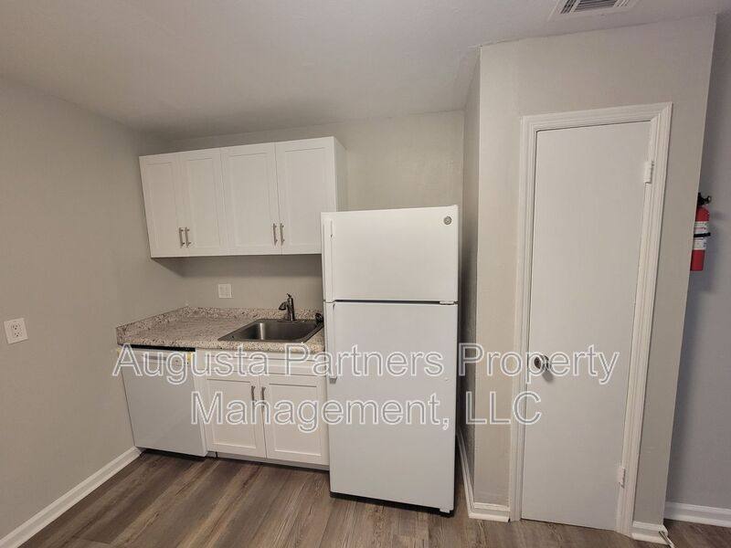 Apartment for rent at 112 3rd St #F, Augusta, GA 30901