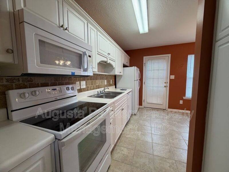 Townhouse for rent at 133 Brandimere Dr, Grovetown, GA 30813