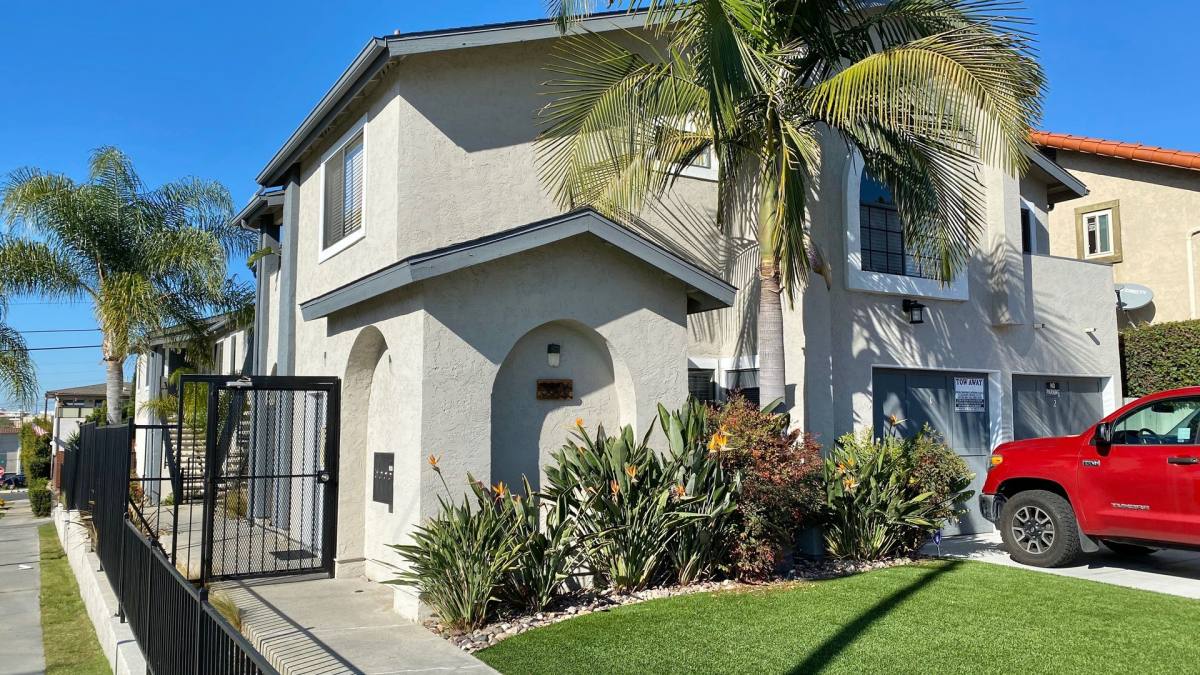 Apartment for rent at 3806 35th St, San Diego, CA 92104
