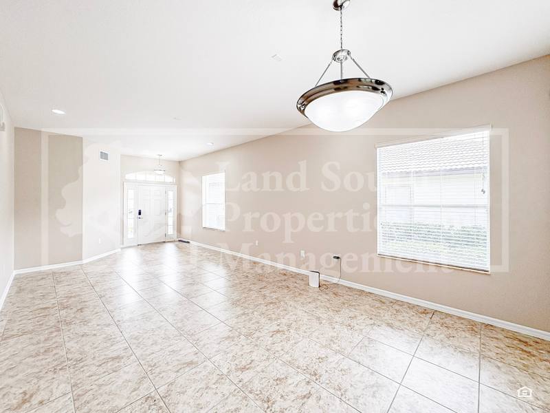 House for rent at 1762 Altavista Circle, Lakeland, FL 33810