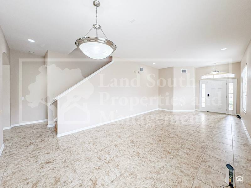 House for rent at 1762 Altavista Circle, Lakeland, FL 33810