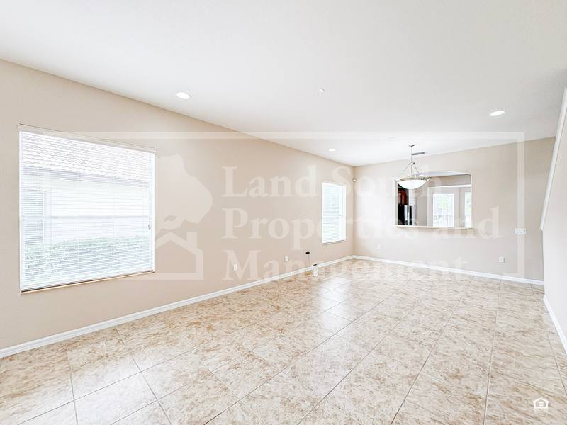 House for rent at 1762 Altavista Circle, Lakeland, FL 33810