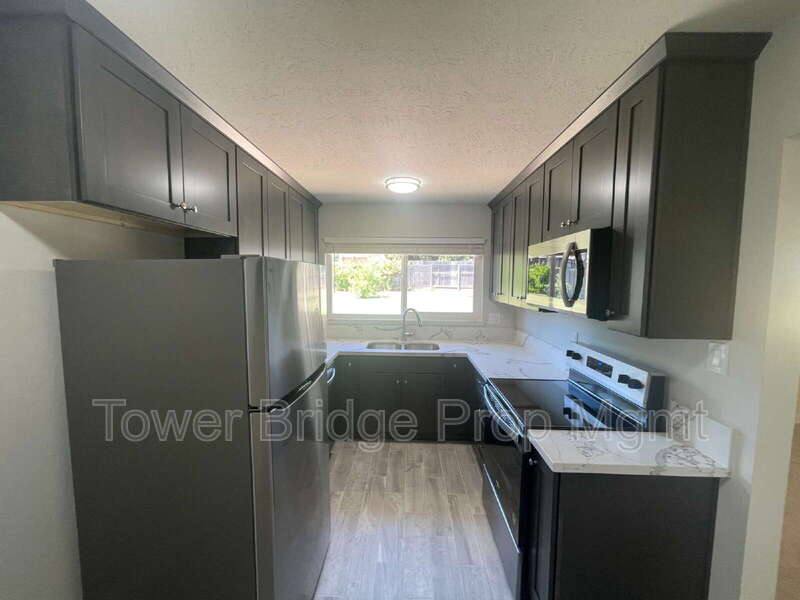 Apartment for rent at 8255 Oahu Dr, Fair Oaks, CA 95628