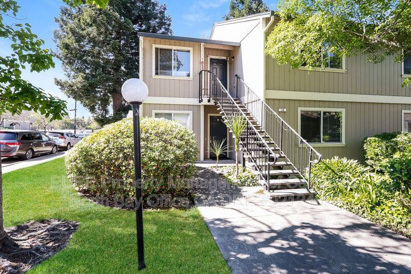 Apartment for rent at 5252 Old Redwood Highway 20, Santa Rosa, CA 95403