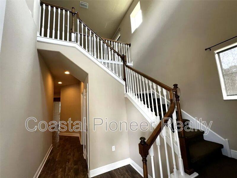Townhouse for rent at 14503 Rocky Brook Dr, Tampa, FL 33625
